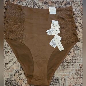 NWT 5 AVA & AIDEN Lace Trim Bikini Brief Seamless Mocha Panties Underwear L